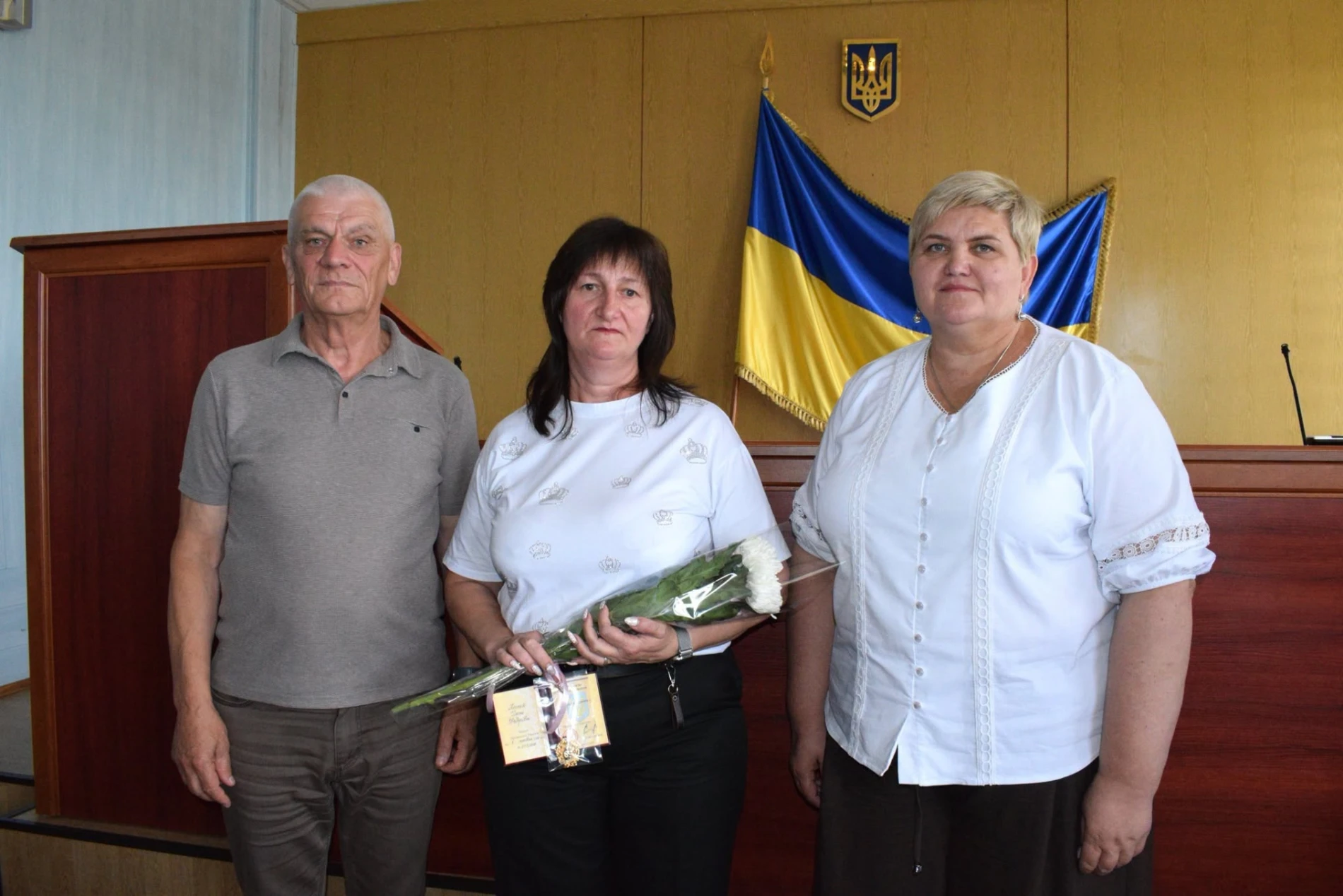 193 дитини на 35 неньок: у Сарненському районі вручили почесні відзнаки багатодітним матерям