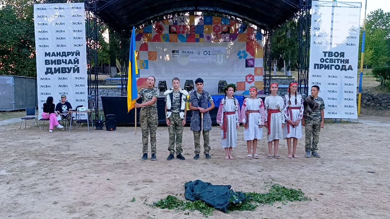«Покоління, яке пам’ятає своє коріння»: джур із Сарненщини відзначили у вишколах на Закарпатті