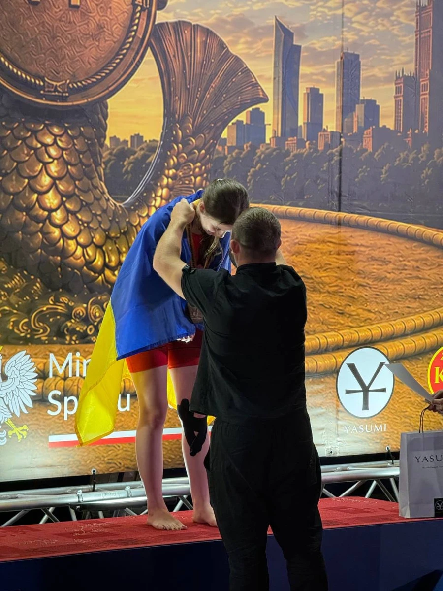 Три золота на чемпіонаті Європи: сарненські сумоїстки розповіли, як здобували перемоги у Варшаві