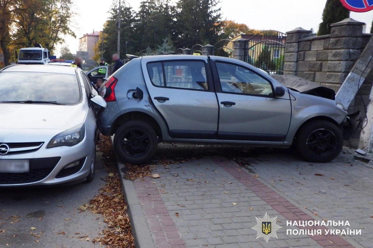 У Сарнах в аварії травмувалася сім’я з двома дітьми