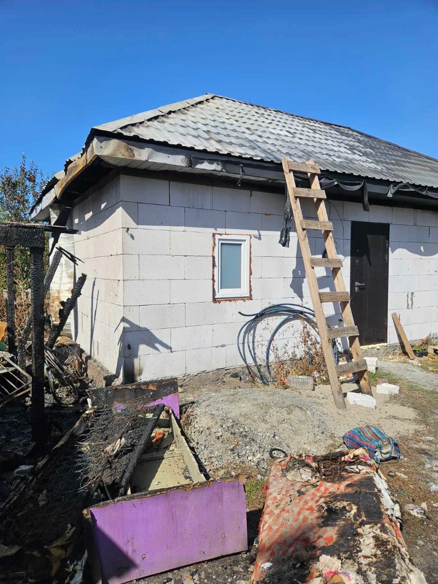 «Ми плануємо відновити саме його»: родина з Клесова розповіла, як відбудовуватиме житло після пожежі