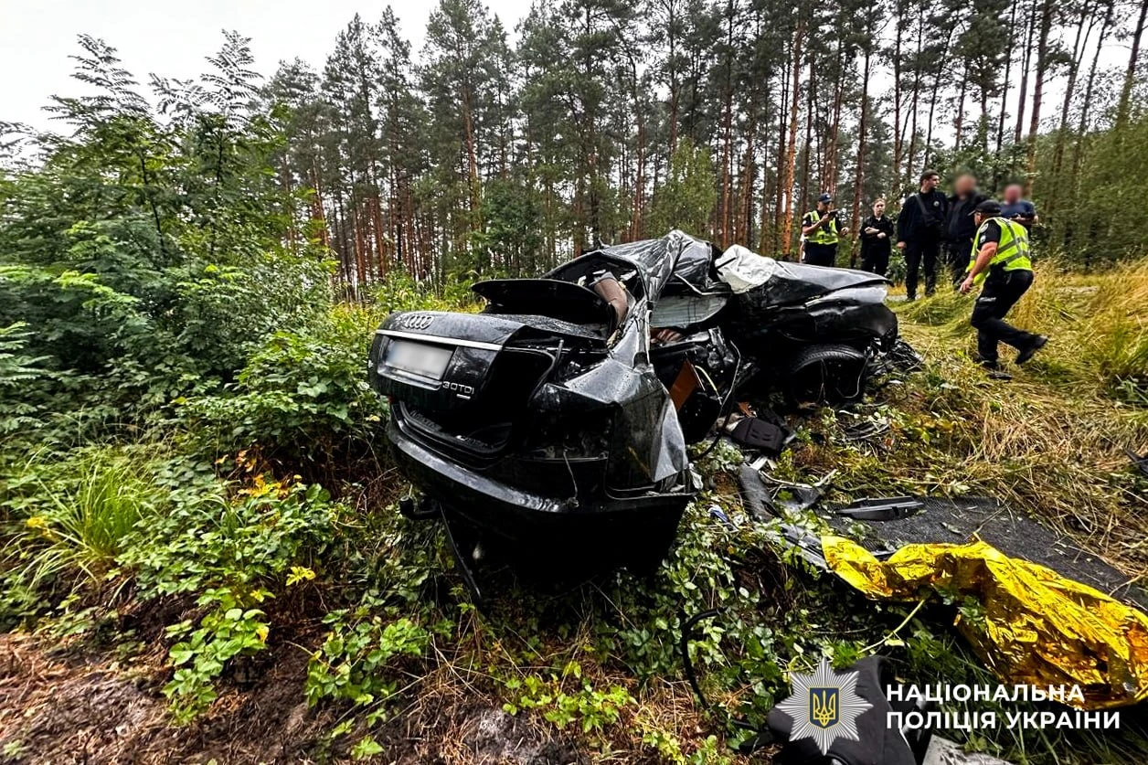 На трасі на Сарненщині зіткнулися дві Audi: 21-річна водійка загинула, інша травмувалася
