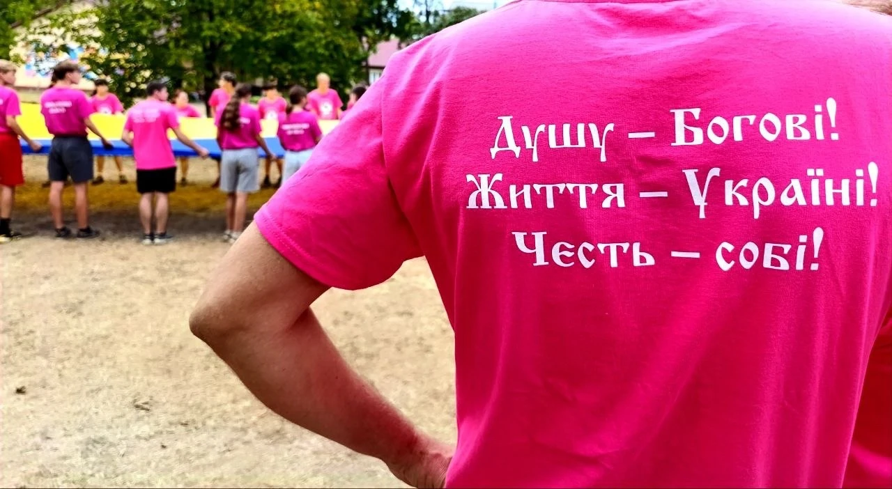 «Покоління, яке пам’ятає своє коріння»: джур із Сарненщини відзначили у вишколах на Закарпатті