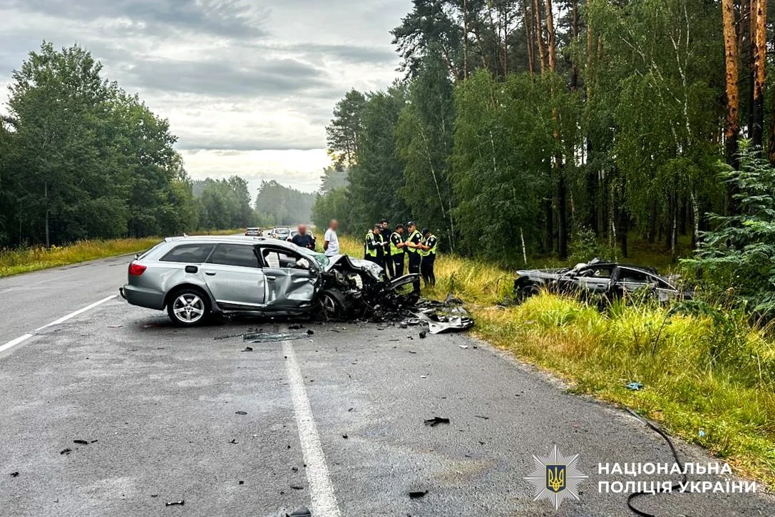 На трасі на Сарненщині зіткнулися дві Audi: 21-річна водійка загинула, інша травмувалася