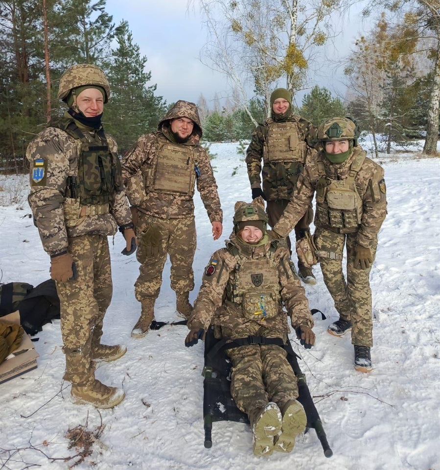 марина чарівна поліські вовки