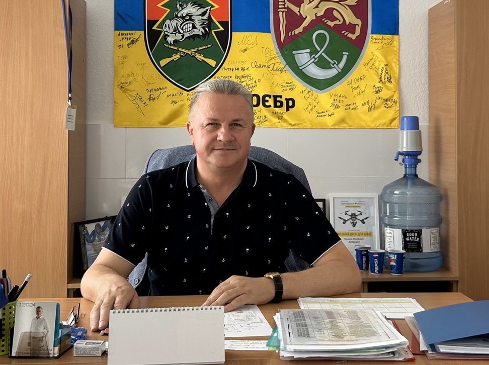 Керівник інтернату Микола Добриднік.