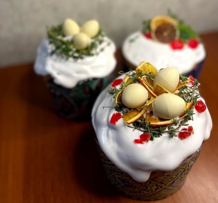 Цьогорічні паски Олександра Козярчука.