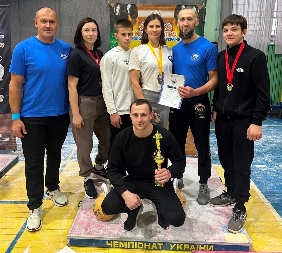 Учасники та призери змагань.