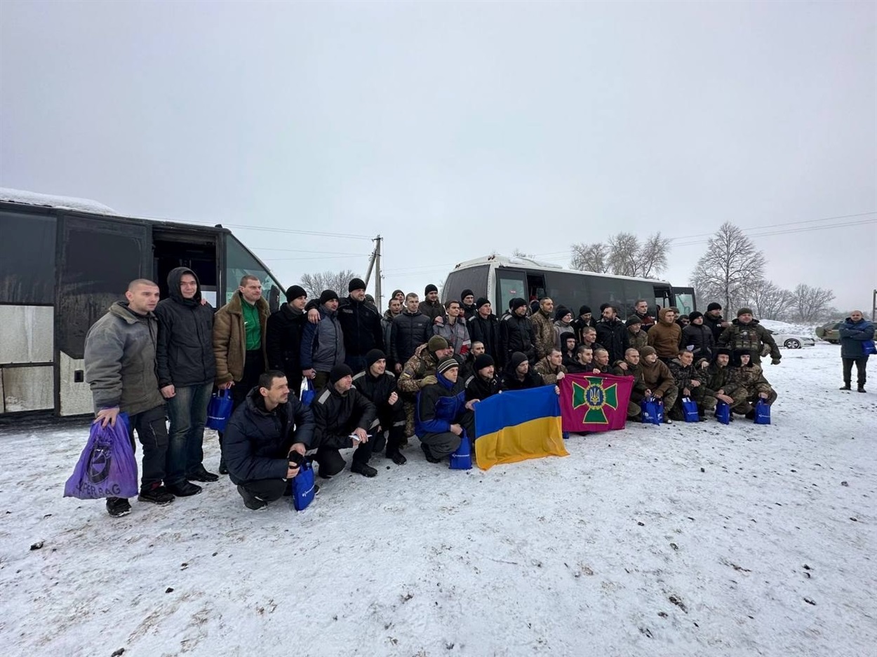 Захисники, яких повернули додому.