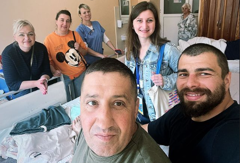 Володимир у лікарні.