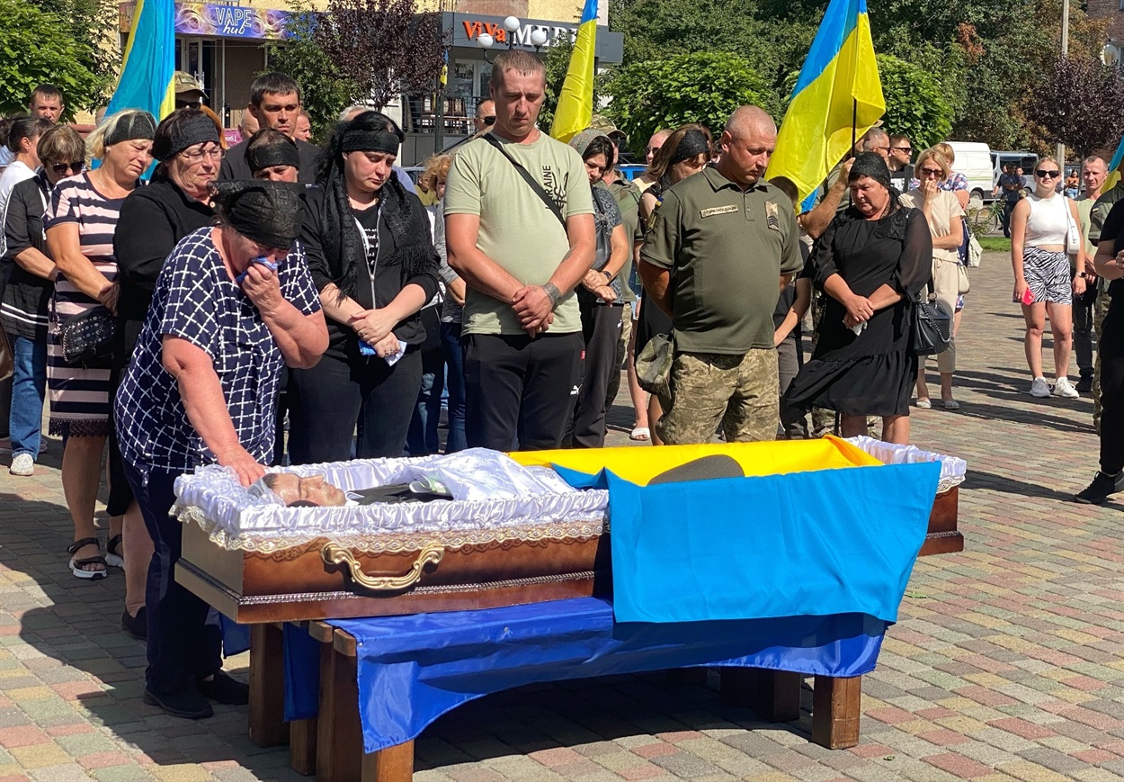максим лобач сарни