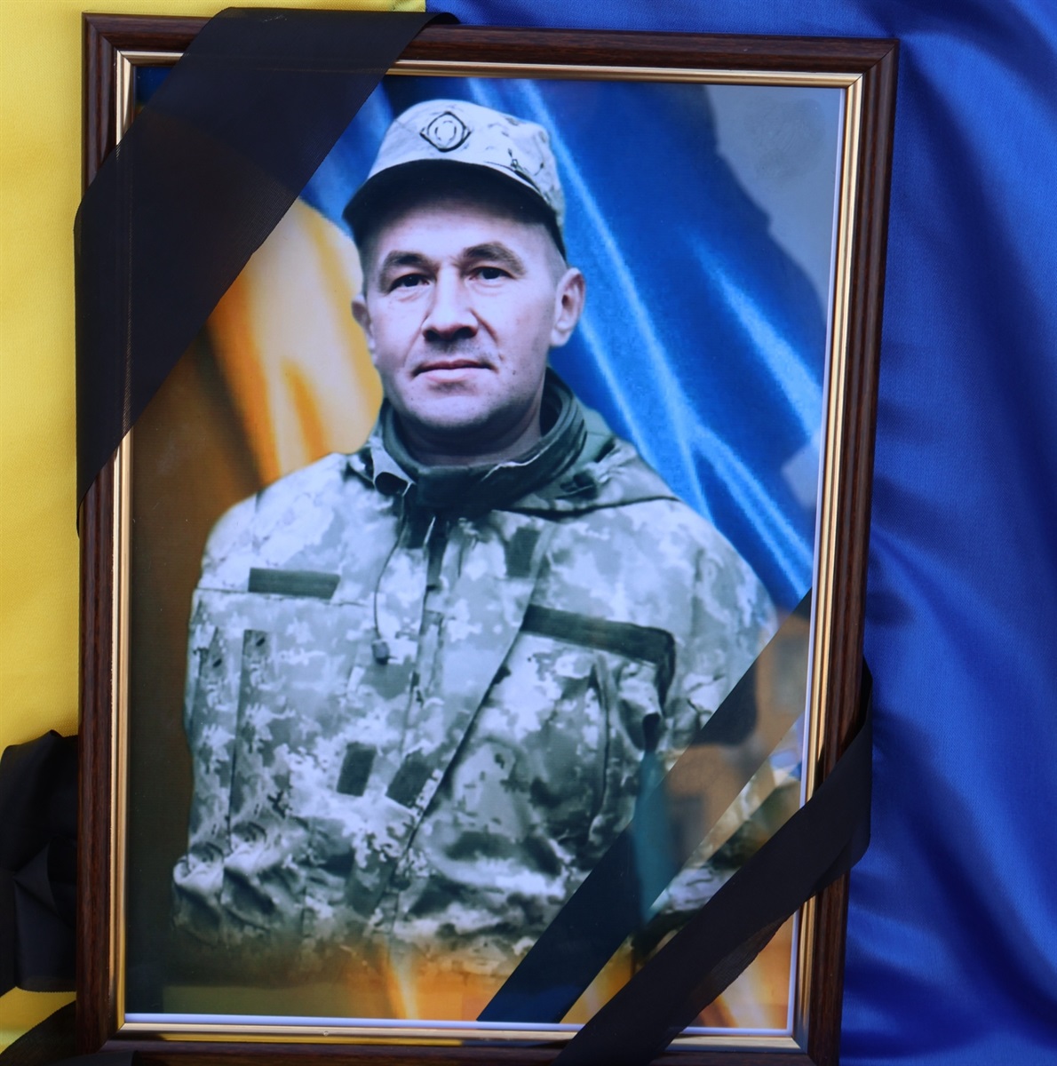 Портрет загиблого воїна Миколи Власюка.