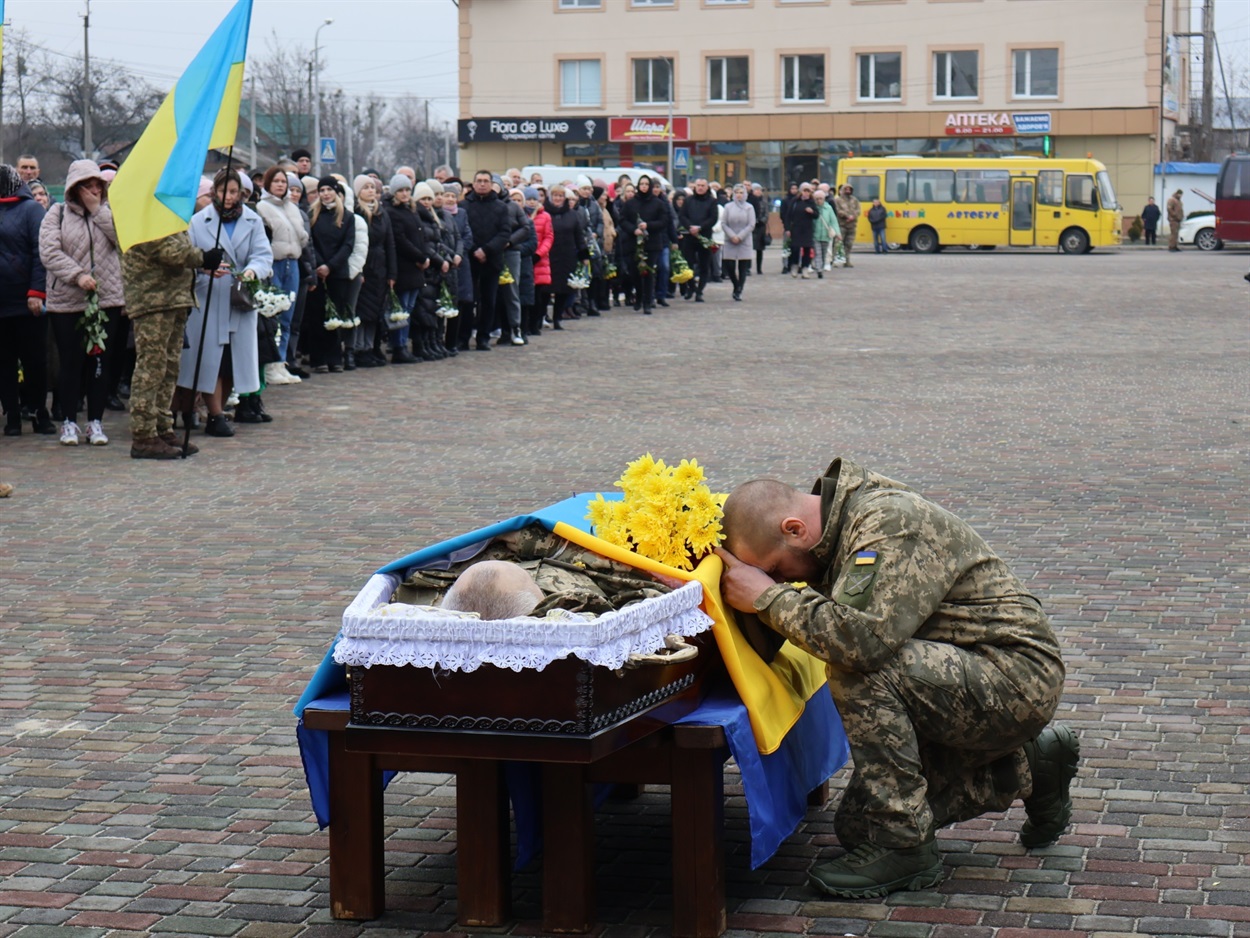 Прощання з воїном.