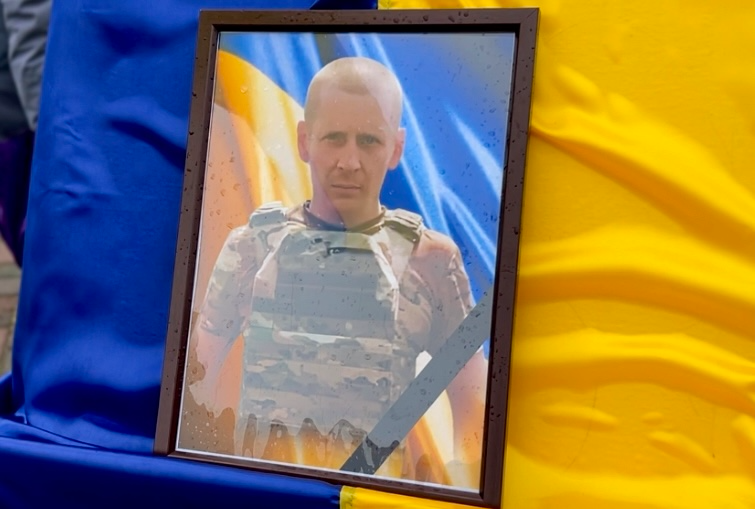 Портрет В’ячеслава Ничипорука.