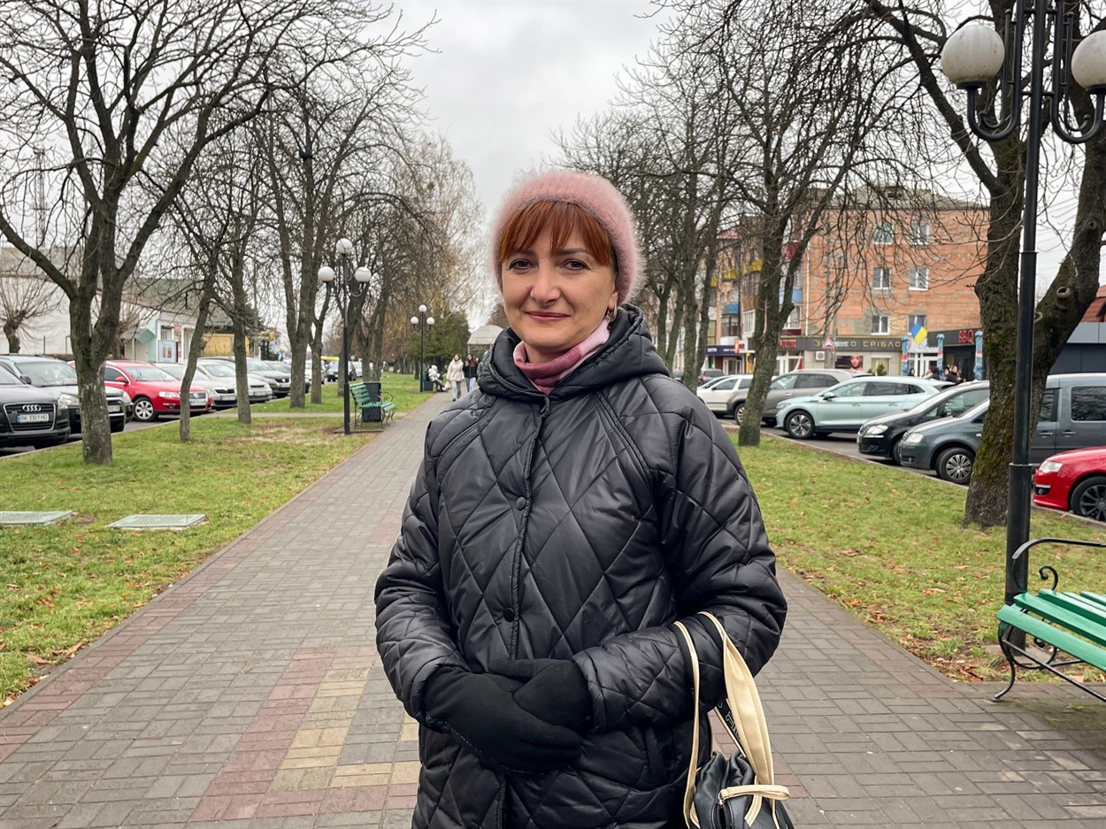 вуличне опитування в сарнах про рекламу і вивіски СарниNews.City 