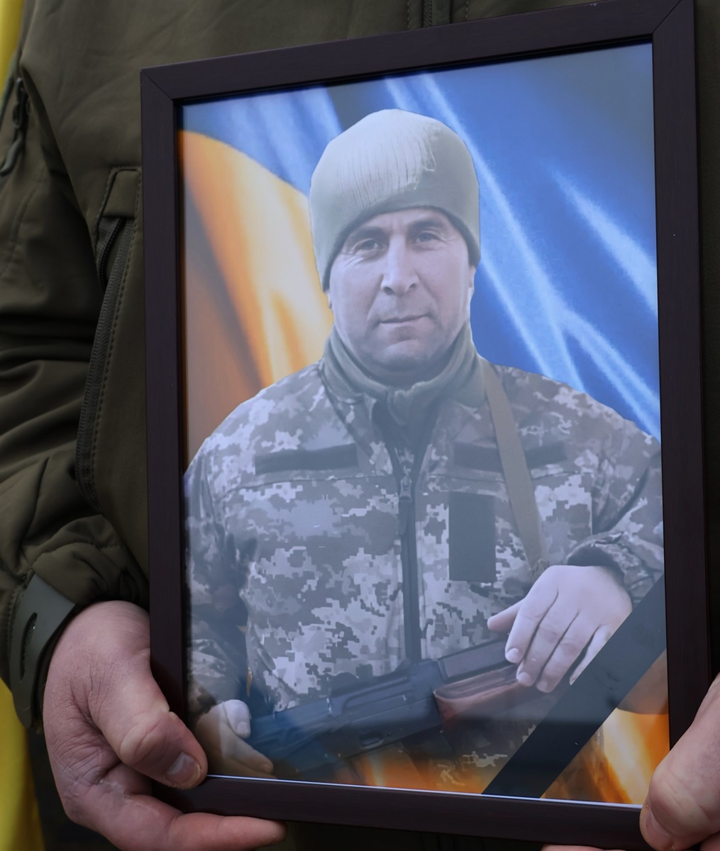 Портрет загиблого захисника.