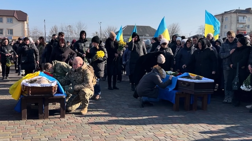 Прощання з військовослужбовцями.