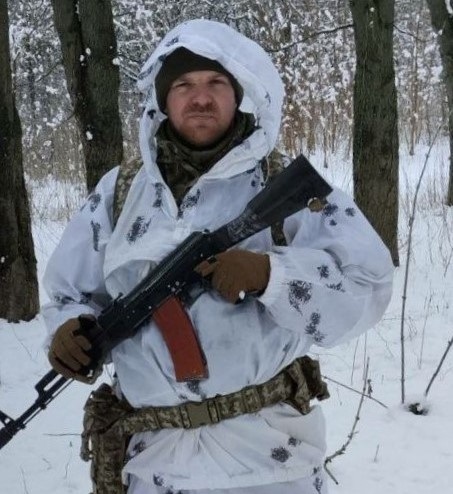 Андрій Набухотний під час виконання бойового завдання.