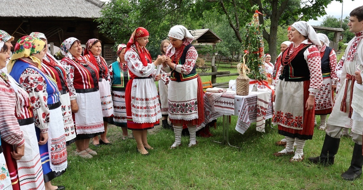 «Троєцькі забави» в музеї.