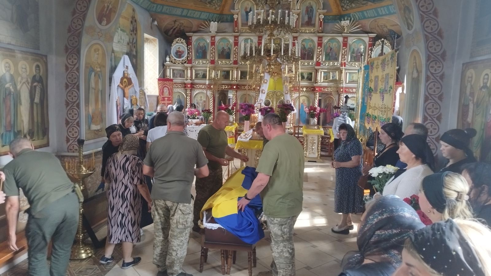 У громаді Сарненського району попрощалися з померлим військовим