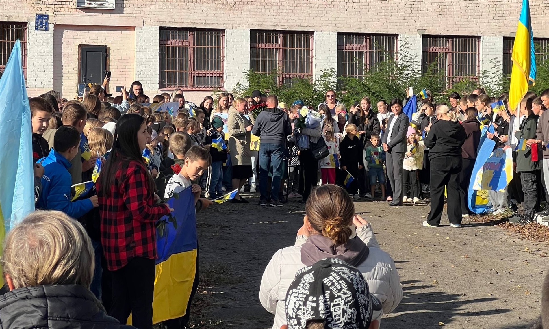 У Сарненській громаді зустріли звільненого з російського полону військового
