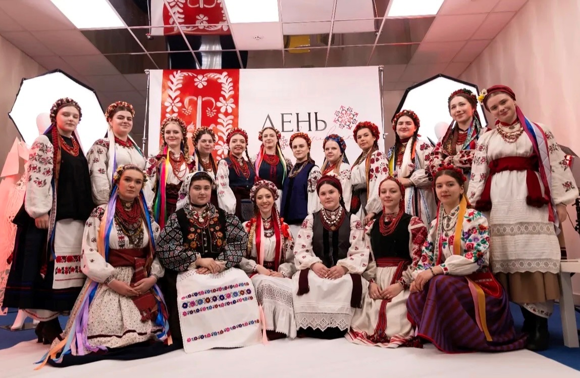 ансамбль кралиця