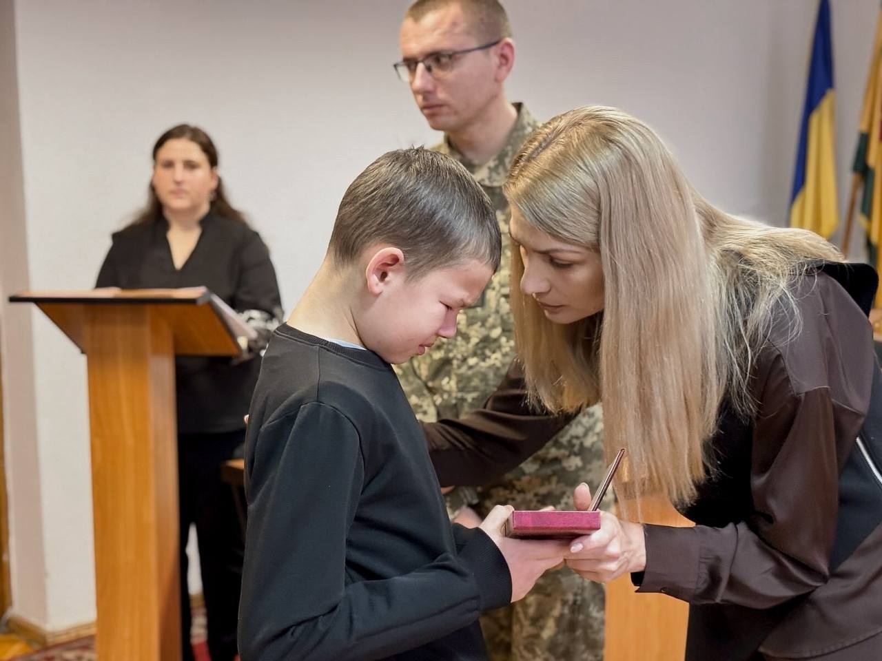 Пʼятьох загиблих захисників із Сарненського району відзначили державними нагородами