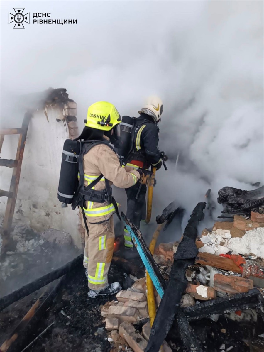 У Сарненському районі зайнявся житловий будинок