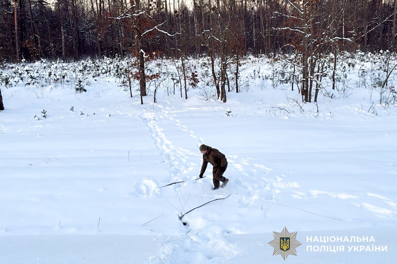 На Рівненщині знешкодили боєприпаси поблизу залізниці