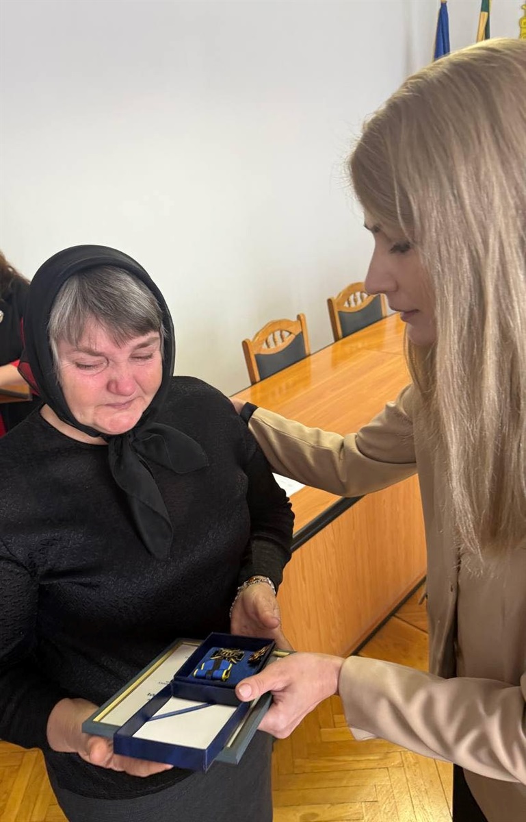 Вісьмох військових із Сарненського району посмертно відзначили державними нагородами