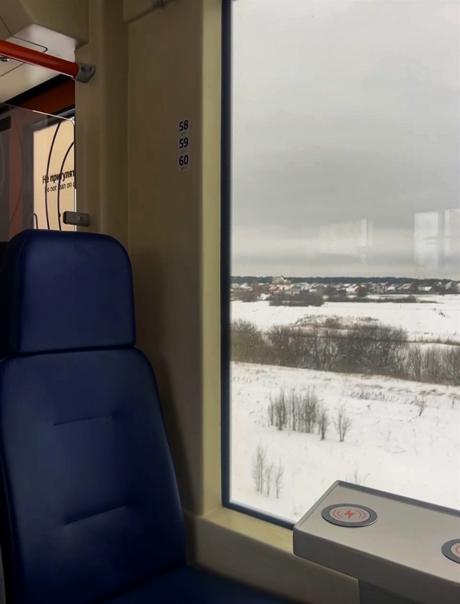 «Більше світла й повітря»: як пасажири відгукуються про новий регіональний поїзд у Львів