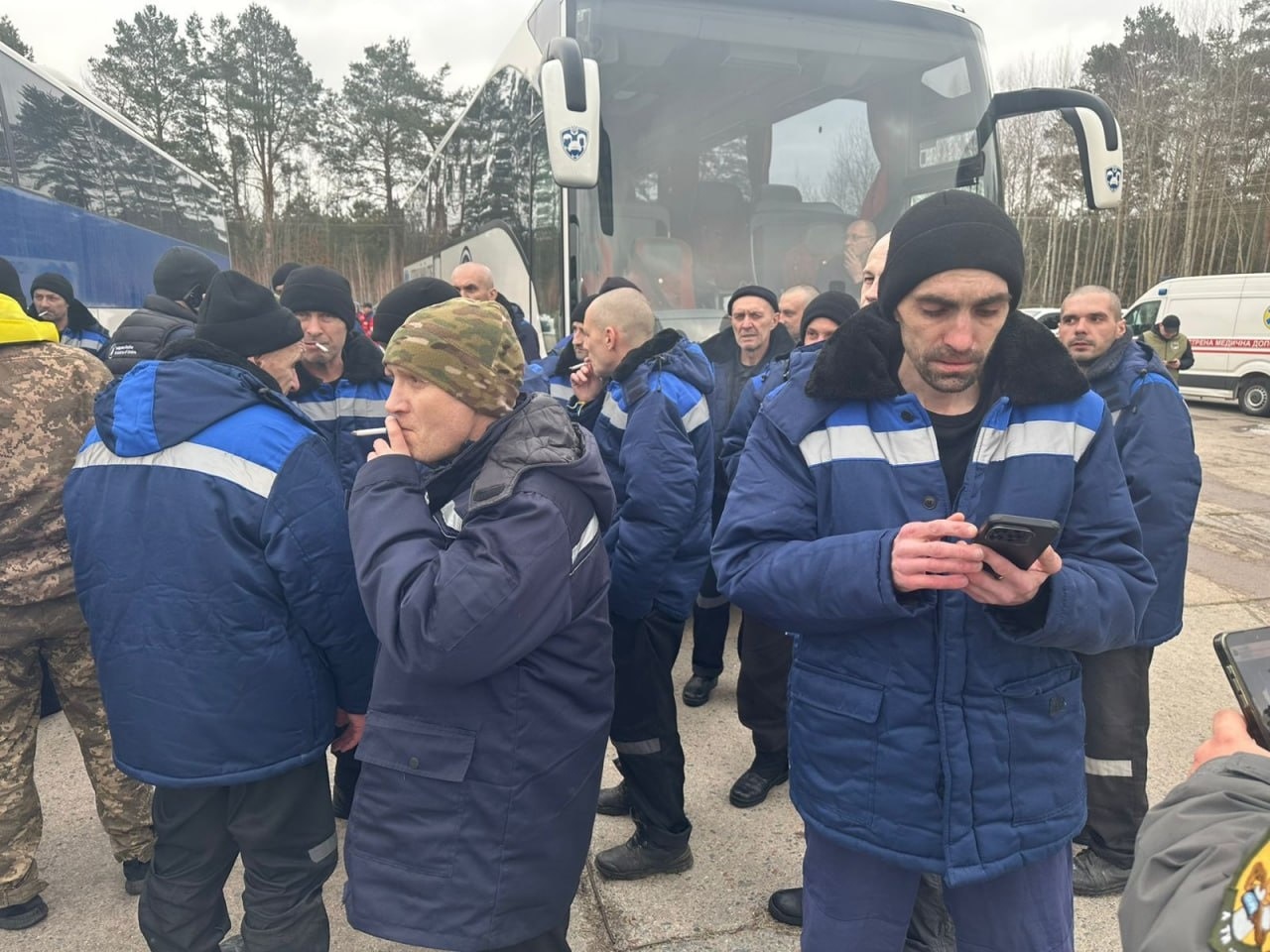 «Це найбільша кількість за всі обміни»: з полону повернули шістьох воїнів із Сарненського району