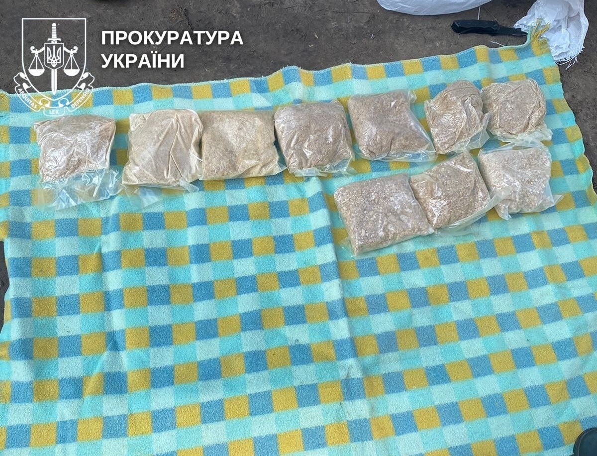 У Сарнах викрили наркосхему: подружжя продавало наркотики по всій Україні