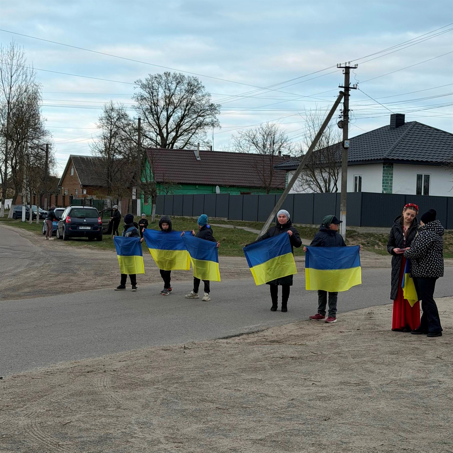 Майже два роки в неволі: на Сарненщині зустріли звільненого з полону бійця