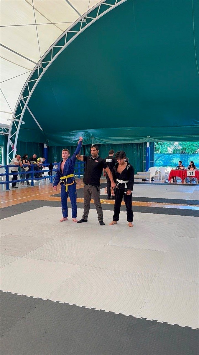 «Він поборов усіх іноземців»: спортсмен із Рокитнівщини переміг на міжнародних змаганнях з хортингу