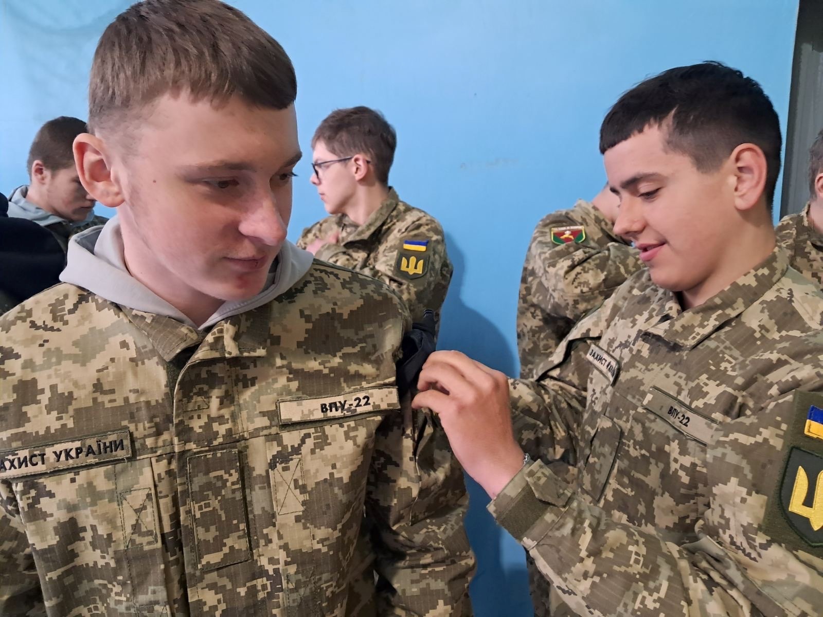 «Захист України» на практиці: у Сарнах для студентів провели тренінг із тактичної медицини