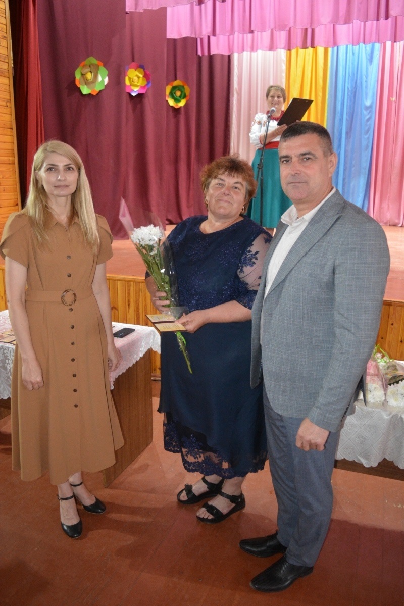 43 жінки на Сарненщині отримали відзнаки «Мати-героїня»