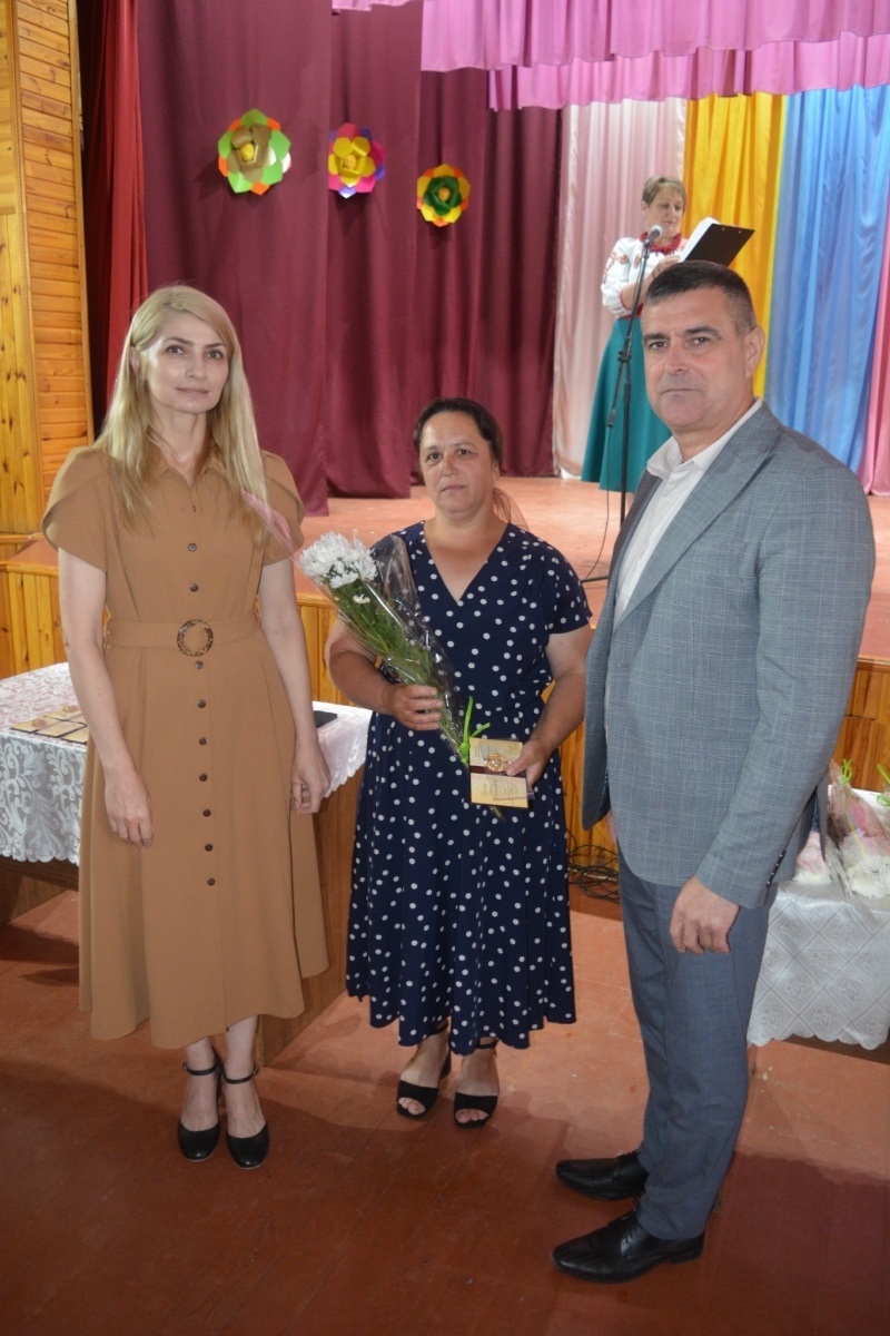 43 жінки на Сарненщині отримали відзнаки «Мати-героїня»
