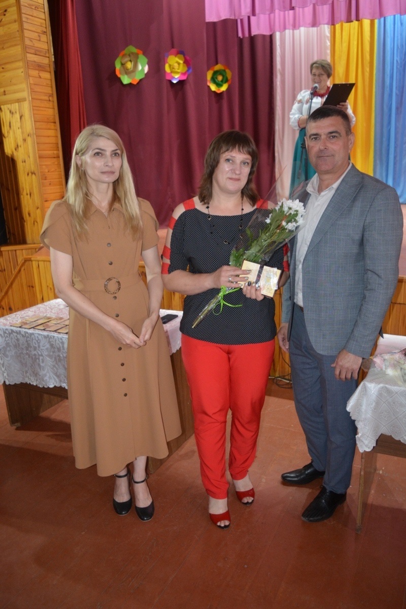 43 жінки на Сарненщині отримали відзнаки «Мати-героїня»