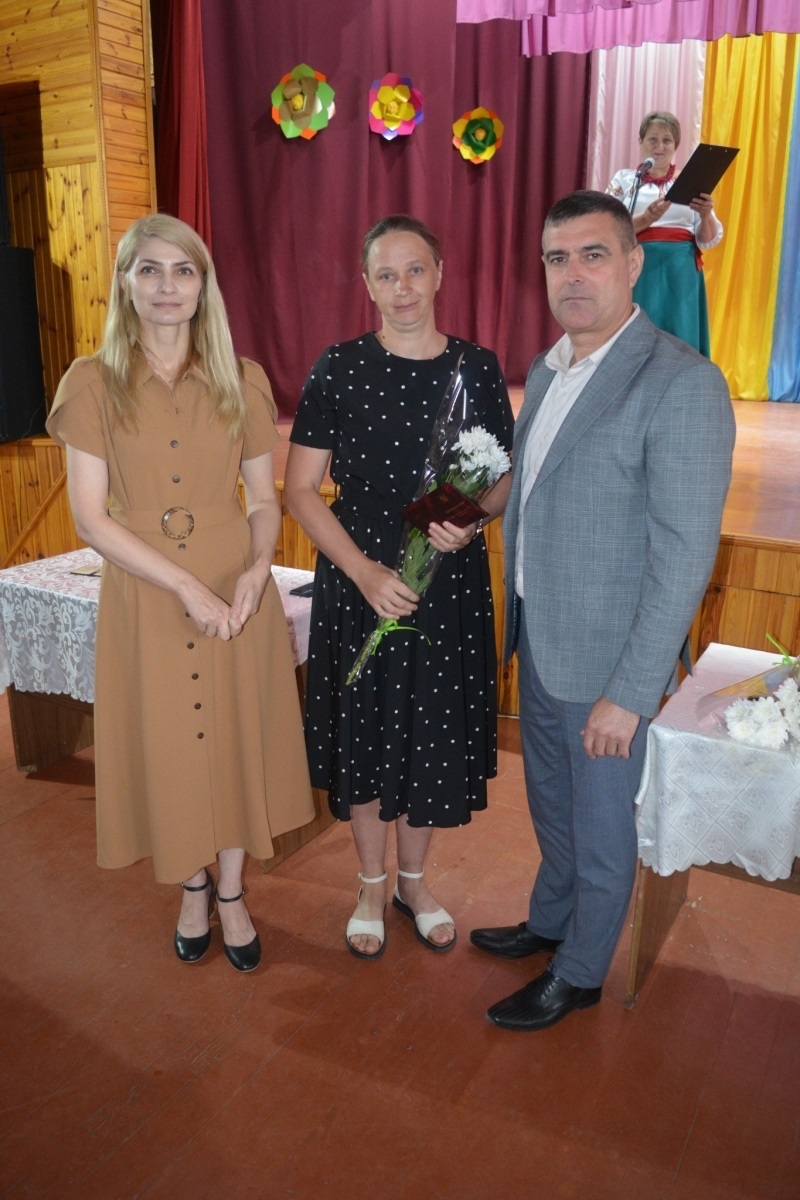 43 жінки на Сарненщині отримали відзнаки «Мати-героїня»