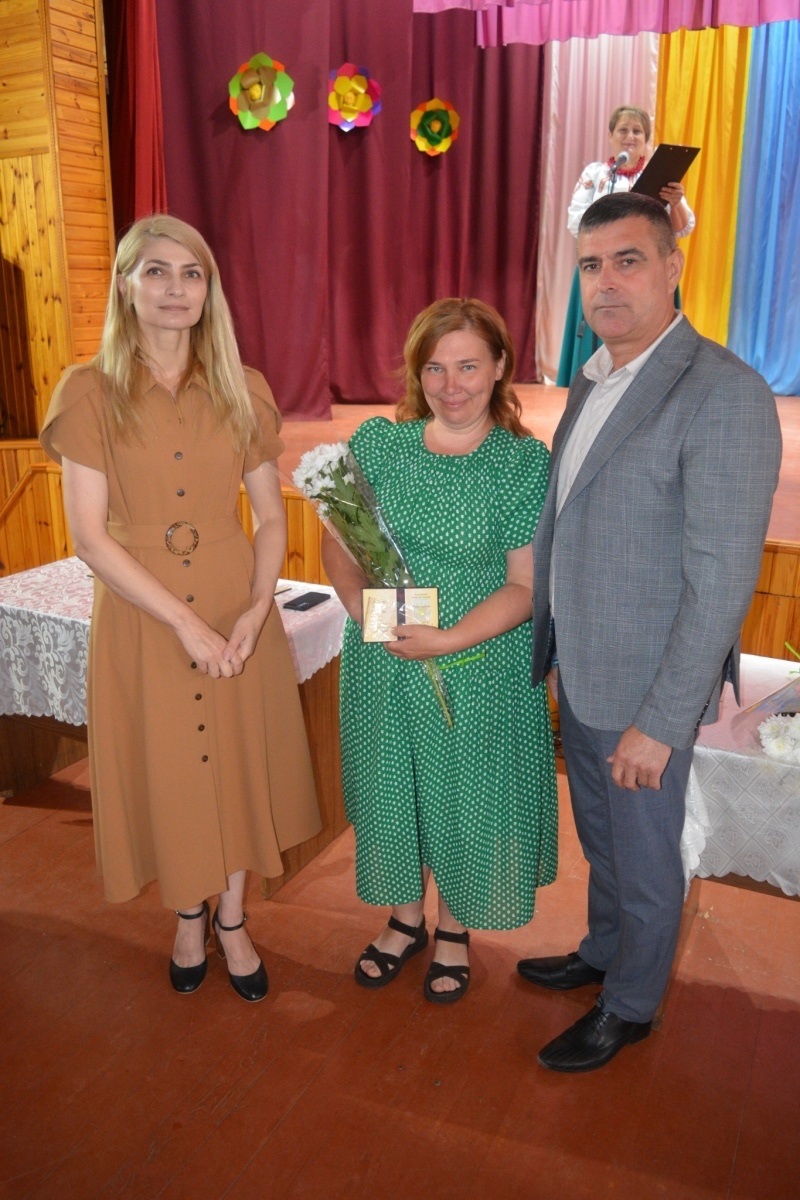 43 жінки на Сарненщині отримали відзнаки «Мати-героїня»