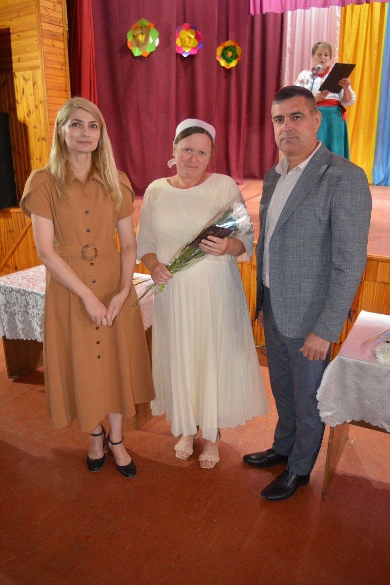 43 жінки на Сарненщині отримали відзнаки «Мати-героїня»