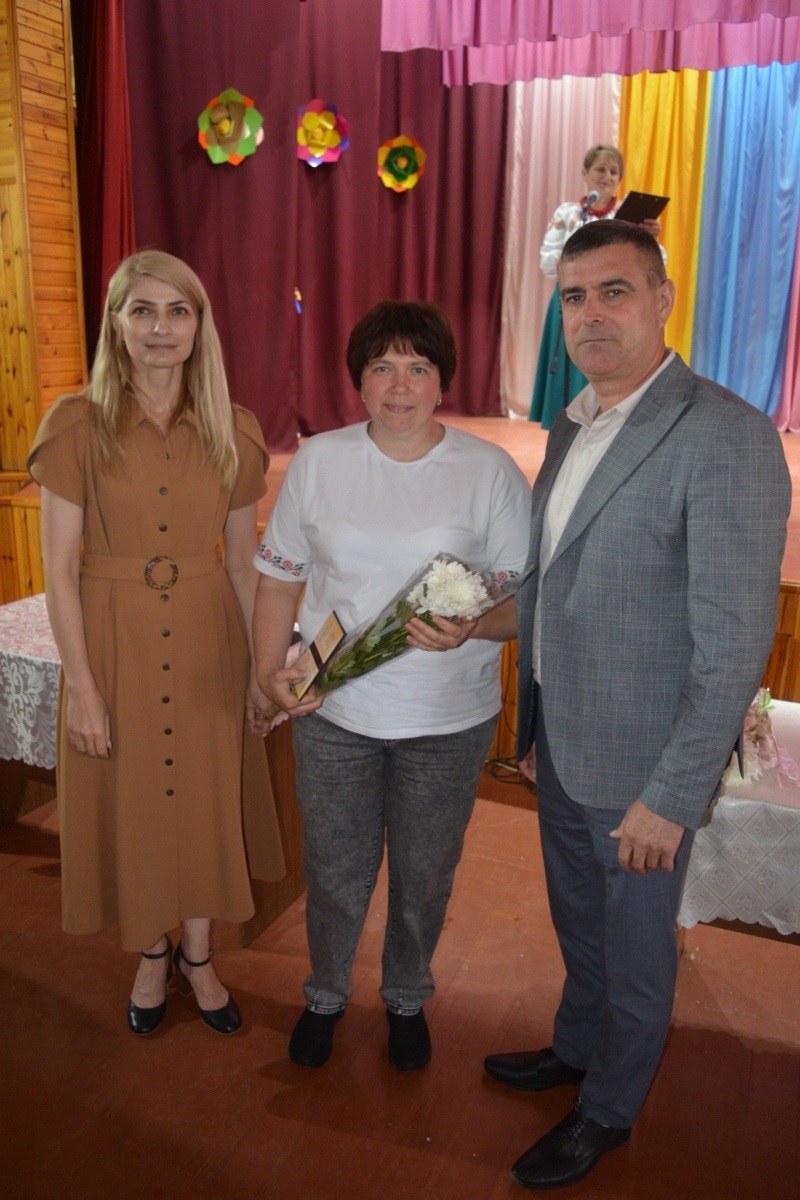 43 жінки на Сарненщині отримали відзнаки «Мати-героїня»