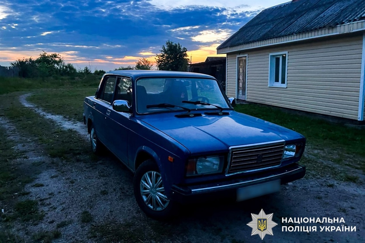 Автомобіль 49-річного місцевого.