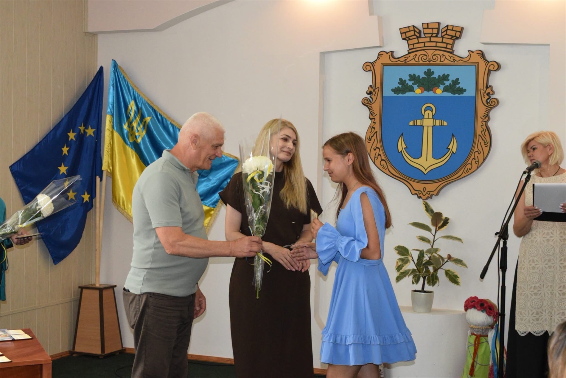 До 12 дітей у родині: на Сарненщині нагородили ще 91 «Матір-героїню»
