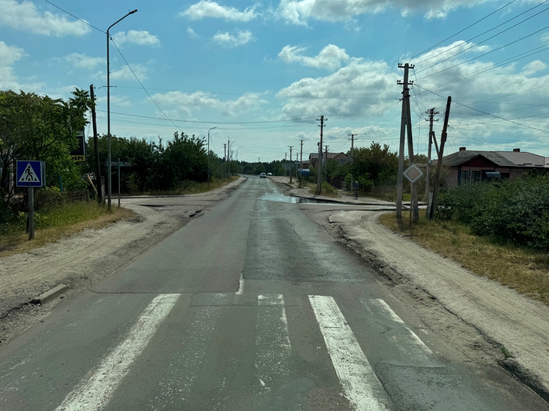 Ремонт дороги у Сарнах призупинили: що кажуть водії та коли обіцяють продовжити роботи