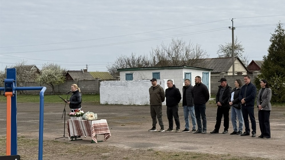 Учасники ГО «Код сили ветеранів» на відкритті.