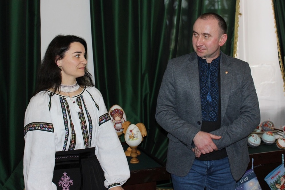 ігор і оксана петрук сарни виставка